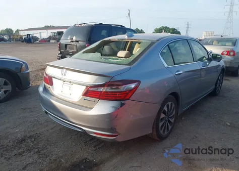 2017 Honda Accord Hybrid z USA, uszkodzony, nr VIN JHMCR6F3XHC001026